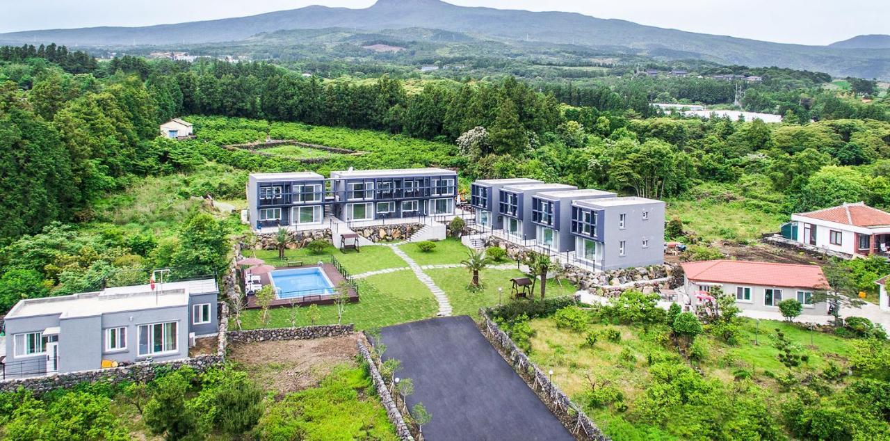 Donnaeko Pension Seogwipo Esterno foto