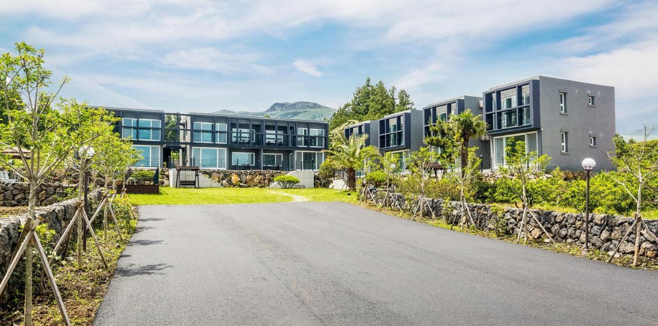 Donnaeko Pension Seogwipo Esterno foto