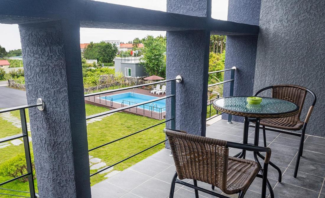 Donnaeko Pension Seogwipo Esterno foto